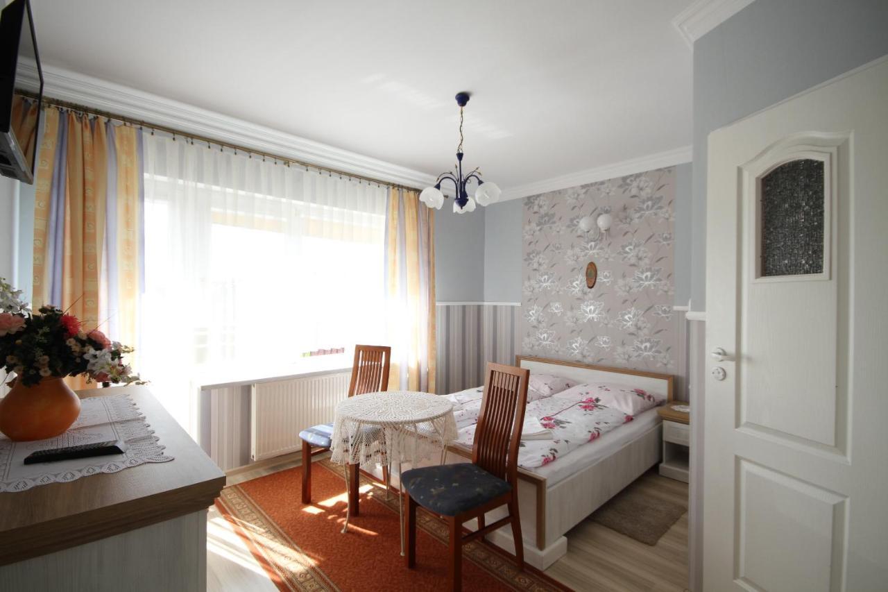 Karolinka Leba Apartment Exterior photo